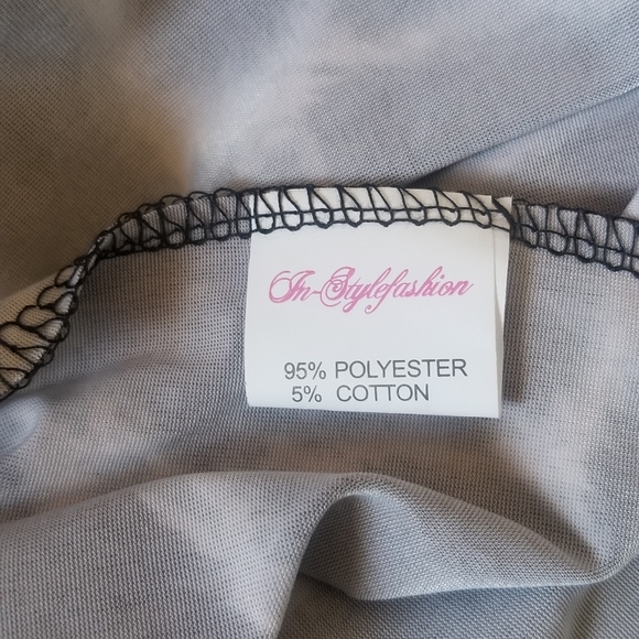 Giraffe Print Bodycon Halter Dress - Picture 4 of 4